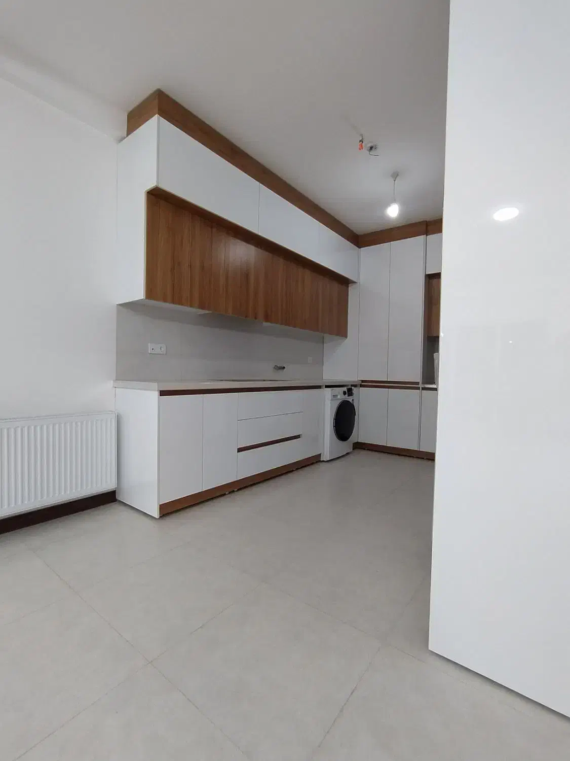 نیازمند شاگرد MDF کار نیمه ماهر جهت نصب کابینت|استخدام صنعتی، فنی، مهندسی|یزد, |دیوار