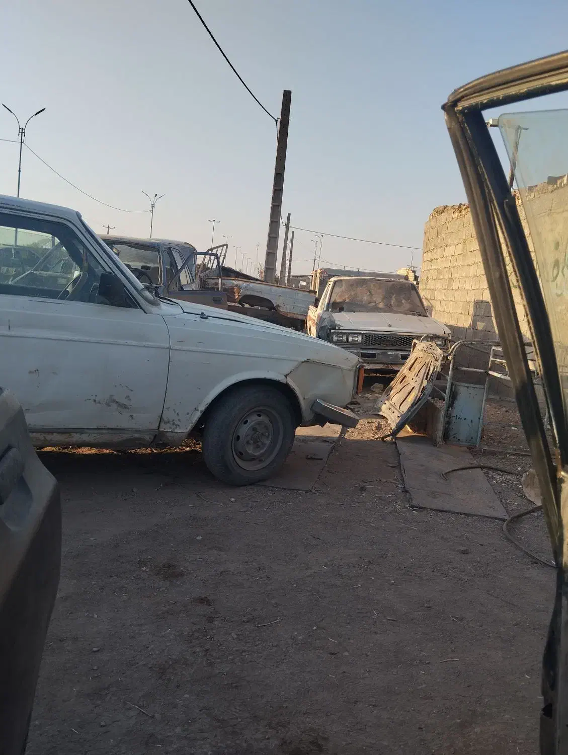 خریدار ماشین اسقاطی فرسود وارواقی سوخت لوازم موجود|خدمات موتور و ماشین|انار, |دیوار