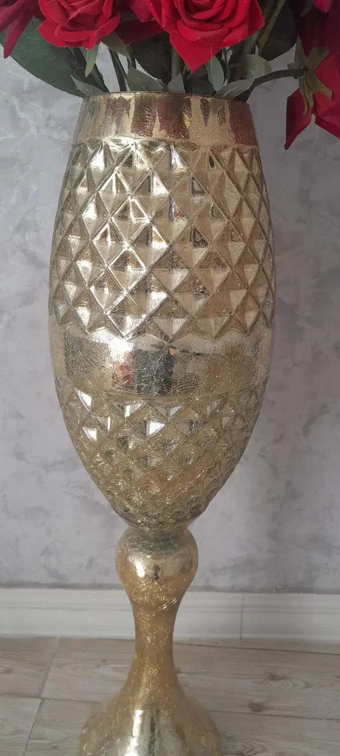 گلدون و گل|گل مصنوعی|تاکستان, |دیوار