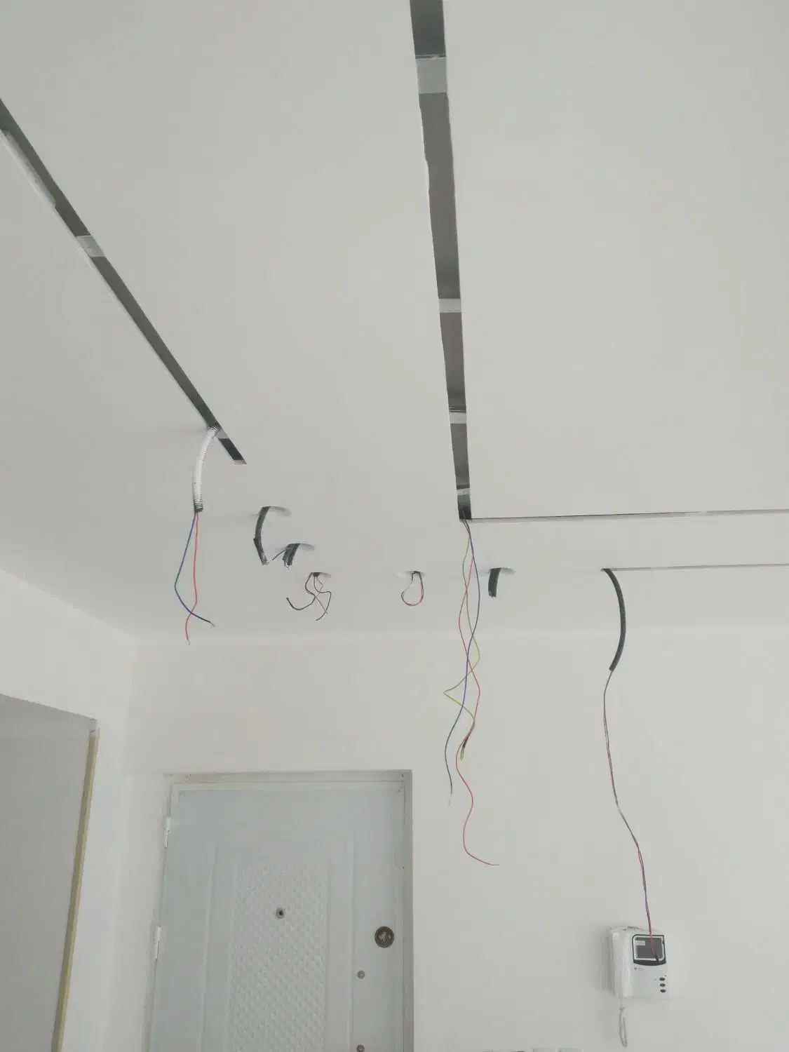 برقکار شبانه روزی|خدمات پیشه و مهارت|اصفهان, سپاهان‌شهر|دیوار