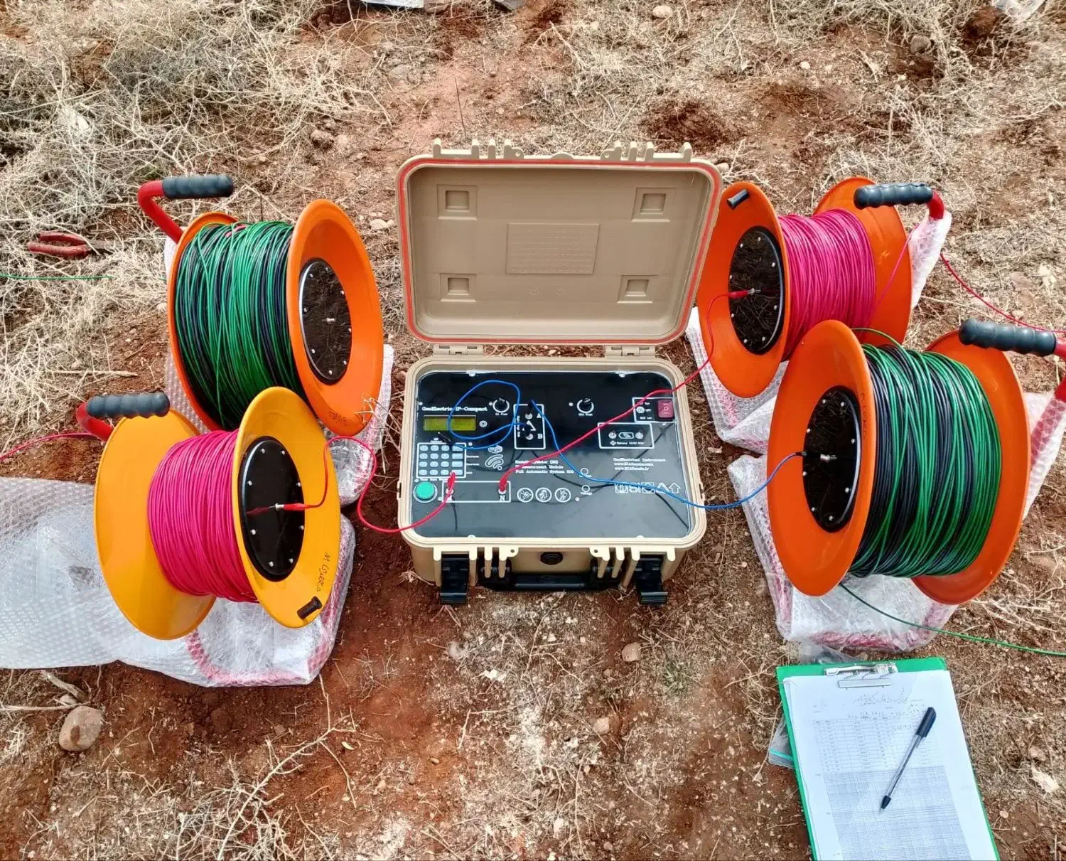 آبیاب اکتشاف آب های زیرزمینی با دستگاه ژوالکترونیک|خدمات پیشه و مهارت|بجنورد, |دیوار