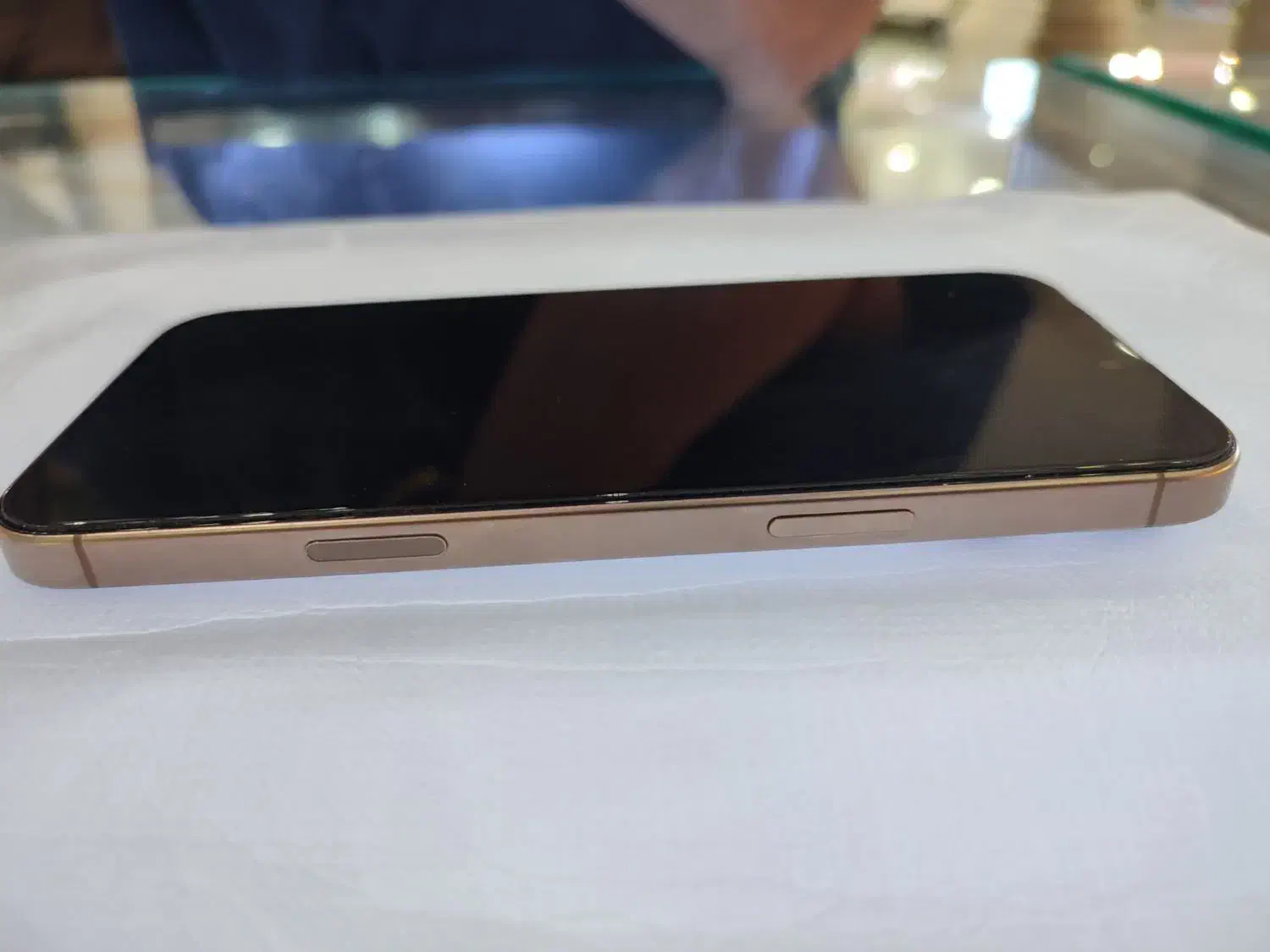 آیفون 16پرومکس درحد|موبایل|قشم, |دیوار