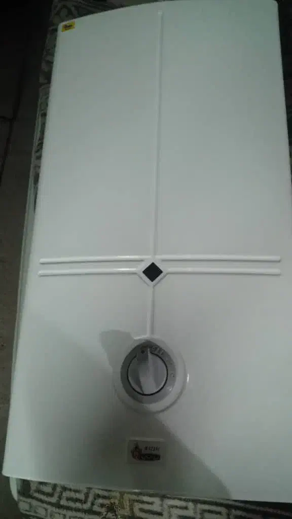 فروش آبگرم کن بوتان دیواری|آبگرمکن، پکیج، شوفاژ|لار, |دیوار