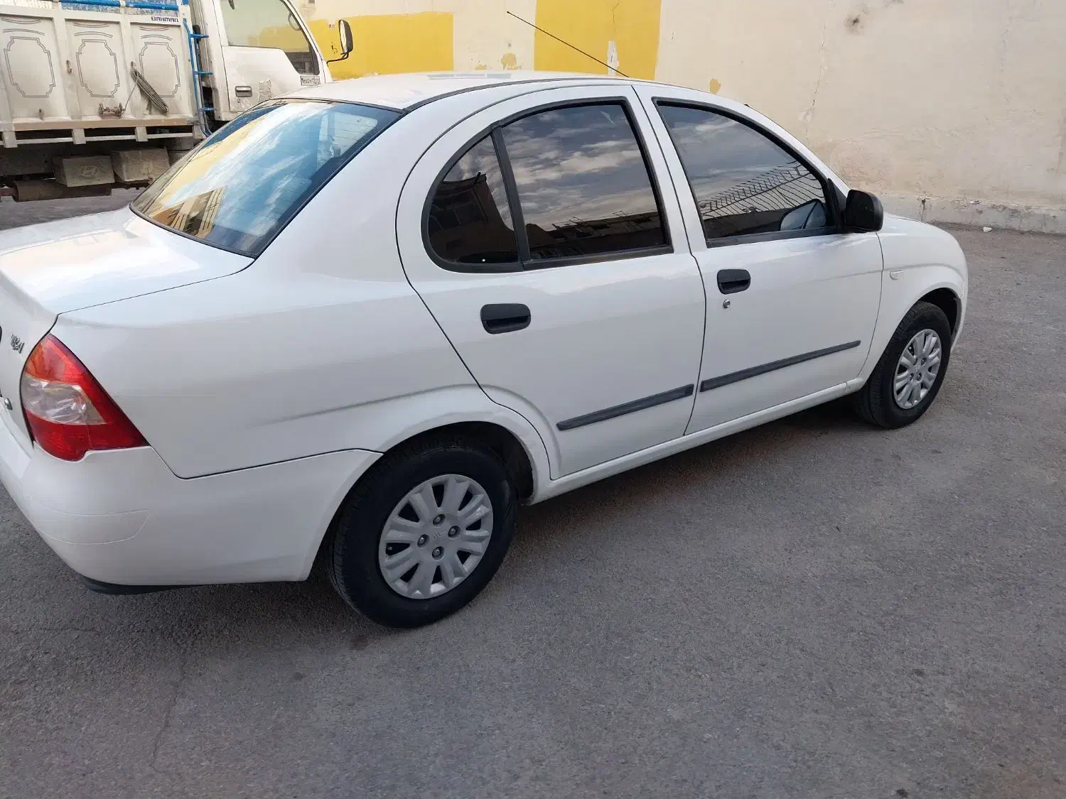 تیبا صندوق دار مدل ۱۳۹۸|خودرو سواری و وانت|اصفهان, فروردین|دیوار