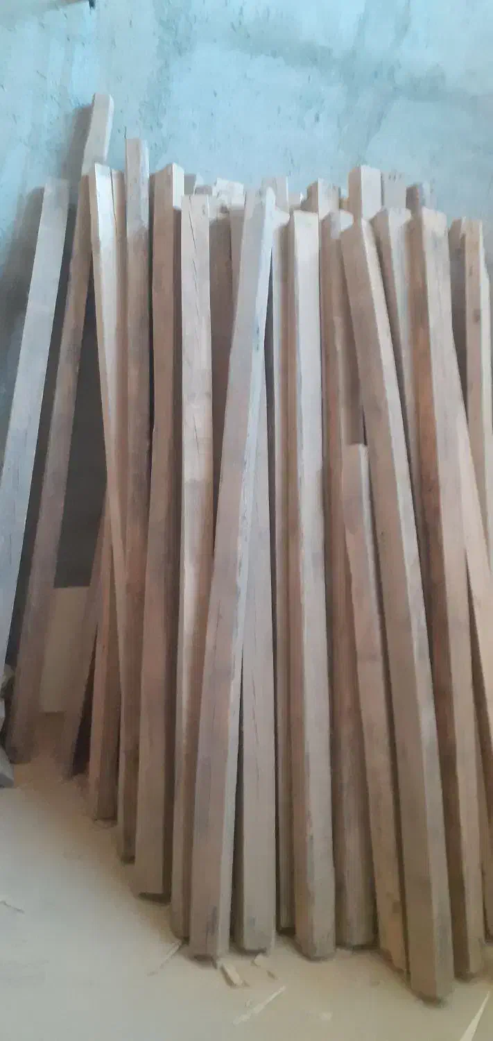 چوب خارجی جنگلی ۱۰×۸×۲/۳۰بریوزا خراطی مبل پایه|مصالح و تجهیزات ساختمان|خسروشاه, |دیوار