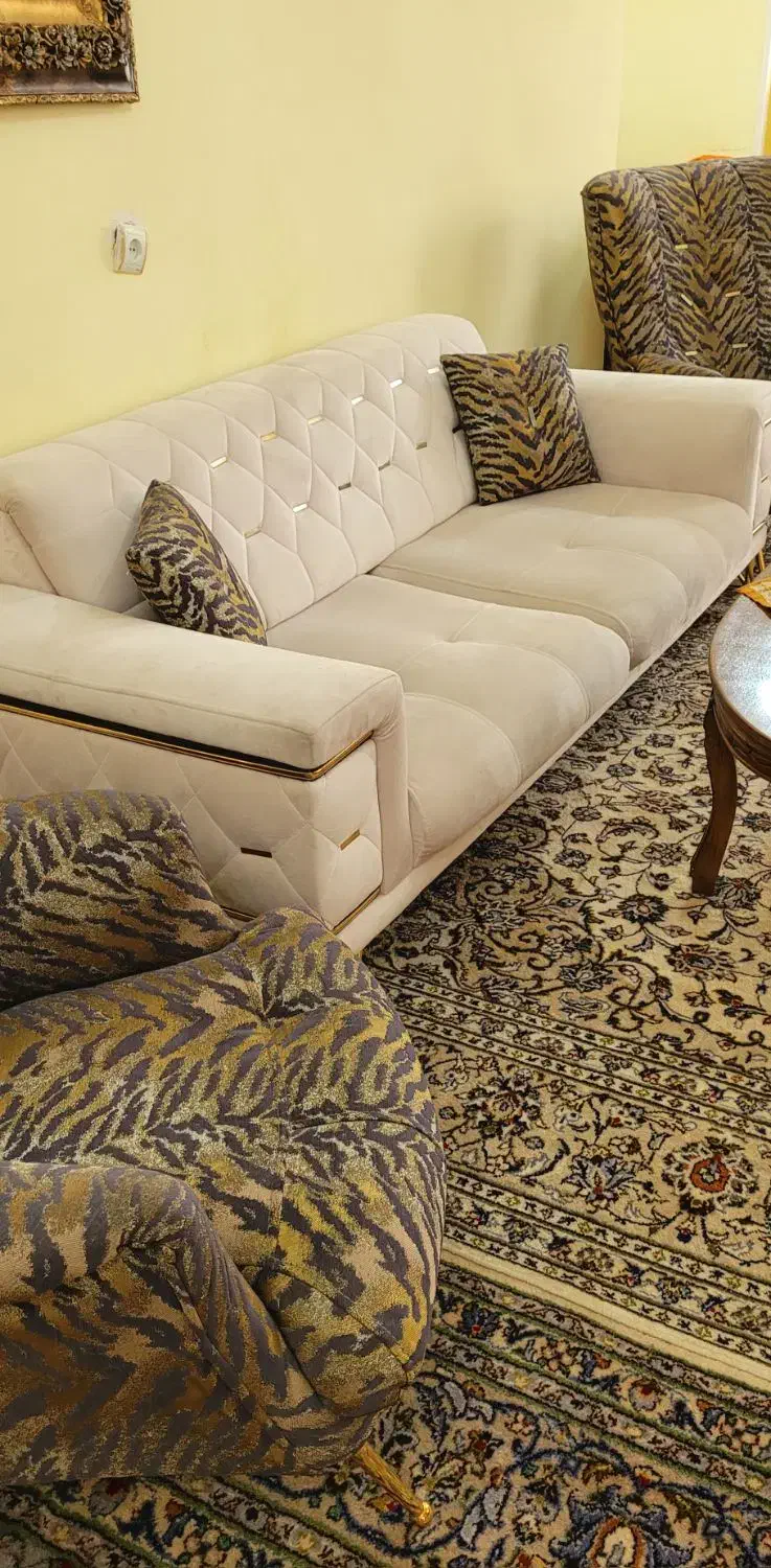 مبل نیم ست بدون میز|مبلمان خانگی و میز عسلی|ایلام, |دیوار