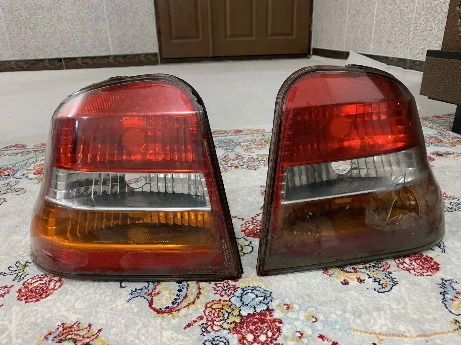 چراغ عقب فابریکی 141|قطعات یدکی و لوازم جانبی|بانه, |دیوار