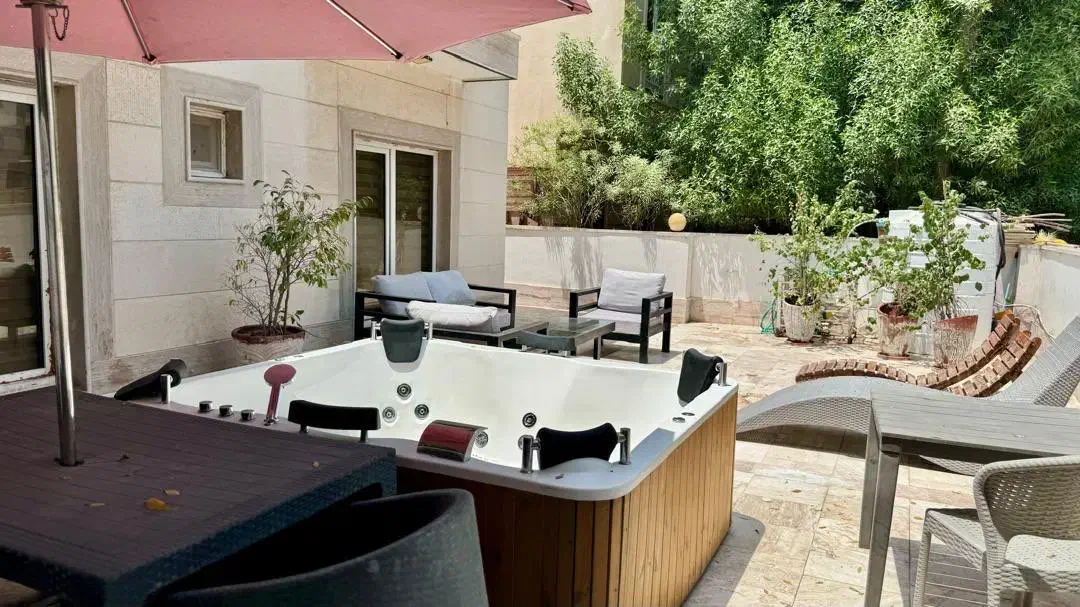 جکوزی دار ، سوپرلوکس|اجارهٔ کوتاهمدت ویلا و باغ|کیش, |دیوار