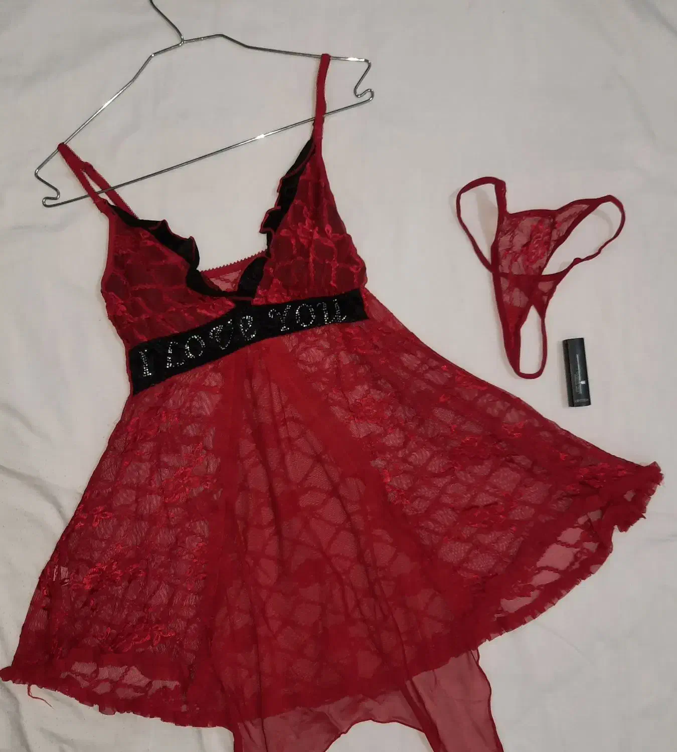 لباس خواب|لباس|شیراز, لشکری|دیوار