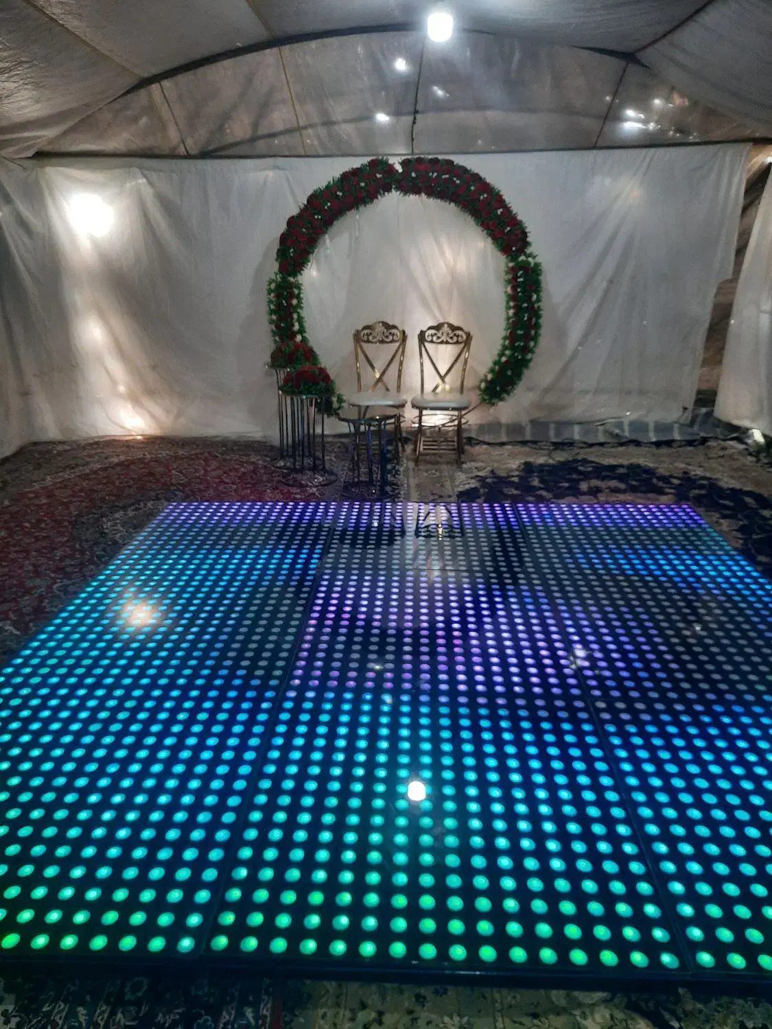 کف استیج وگل آرایی کرایه چادر|خدمات پذیرایی، مراسم|اردبیل, |دیوار