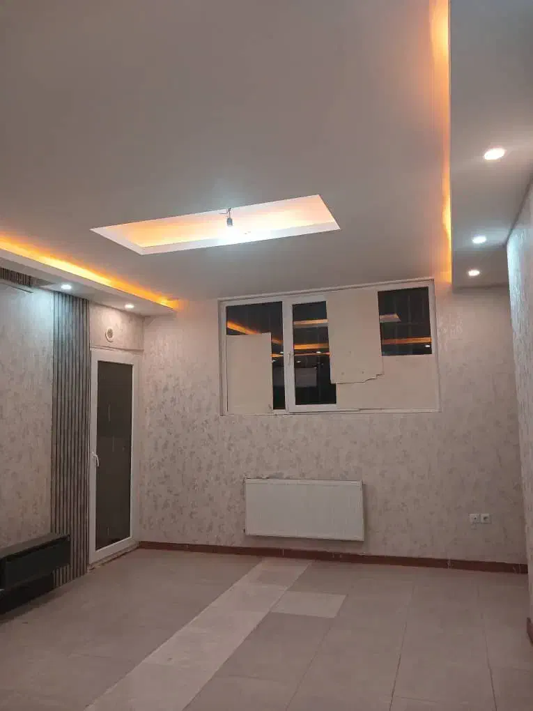 دوخوابه فاز چهار شیروونی قرمز|فروش آپارتمان|پرند, فاز ۴|دیوار