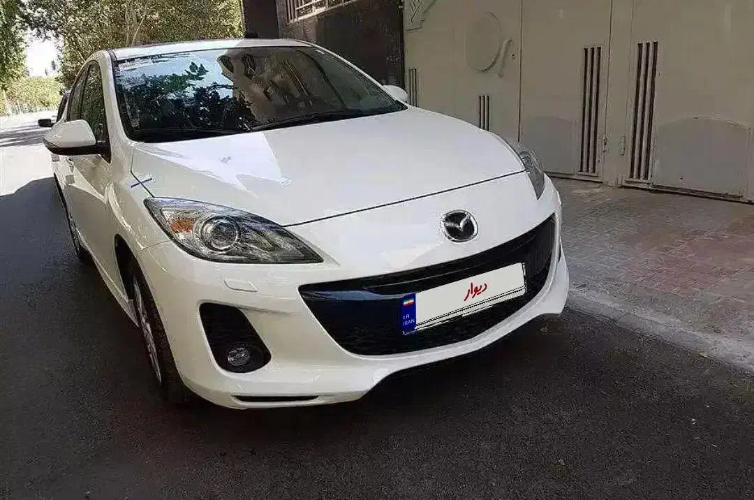 مزدا ۳|خودرو سواری و وانت|اصفهان, خواجو|دیوار