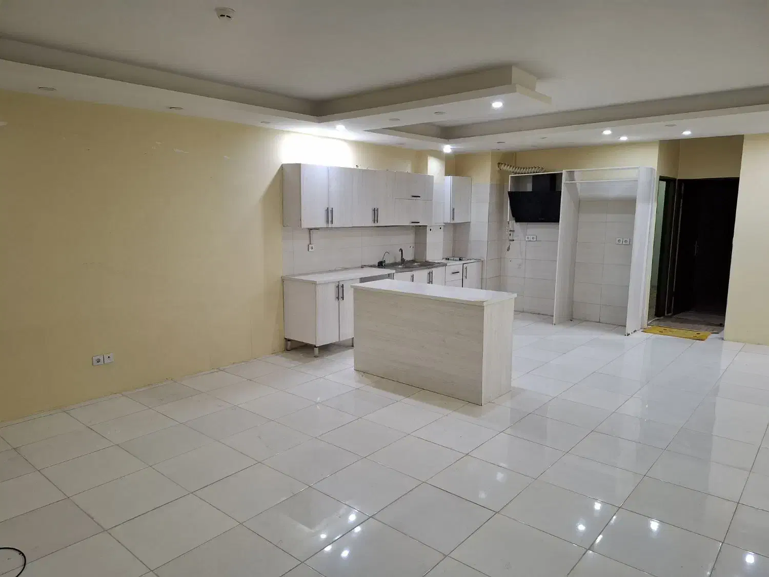 رهن واحد مسکونی 100 متری|اجارهٔ آپارتمان|اهواز, کوی فرهنگیان ۱|دیوار