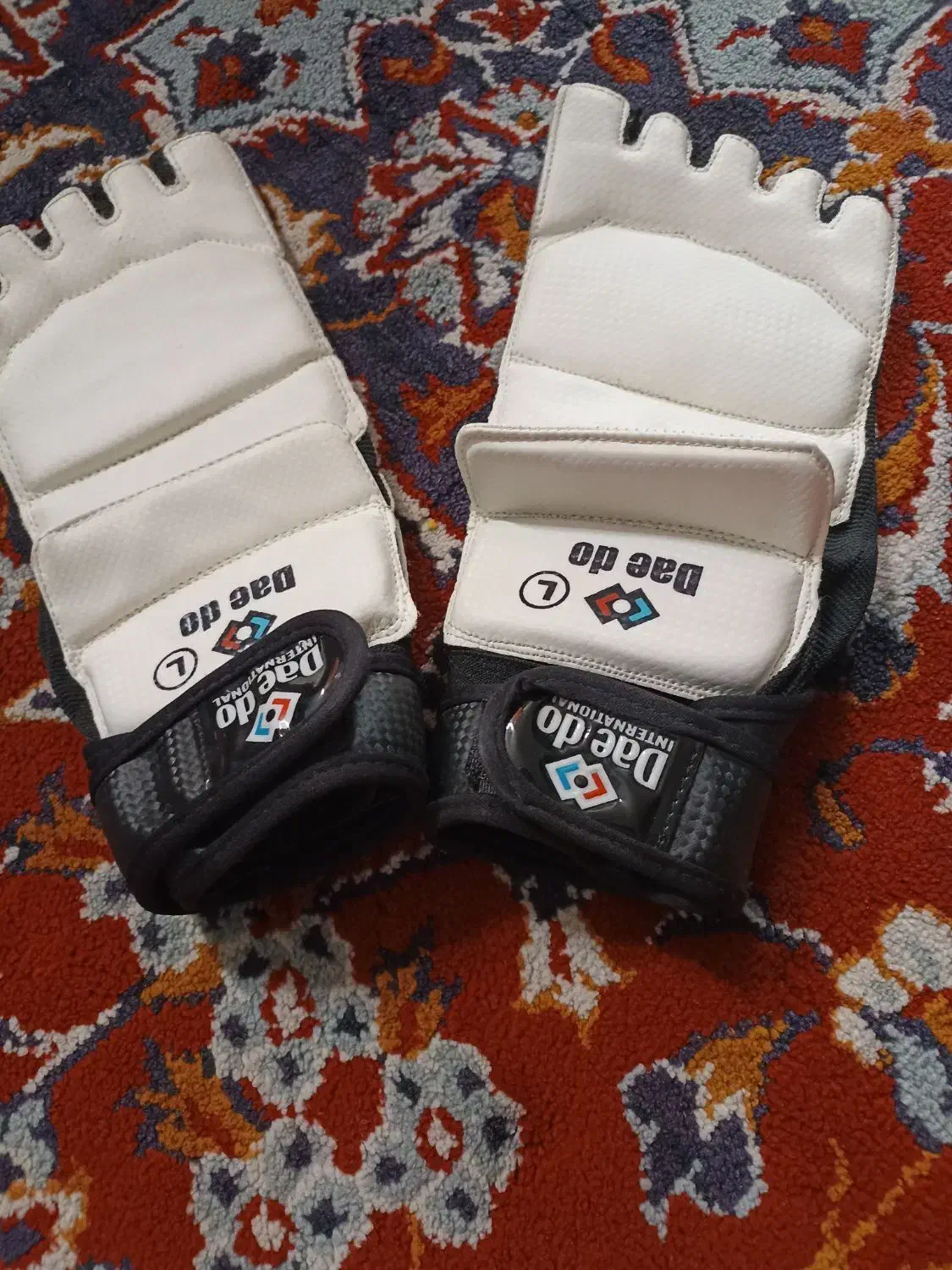 لوازم تکواندو سایز متوسط، تمیز و کامل|تجهیزات ورزشی|اهواز, ۳۰ متری|دیوار