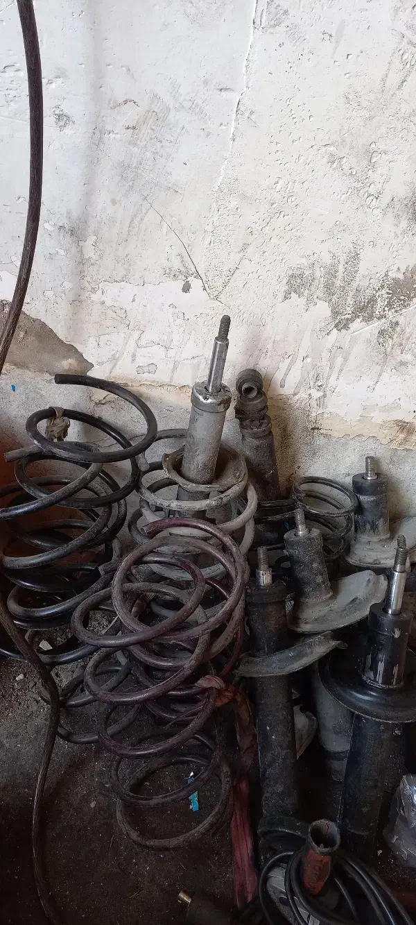 لوازم استوک خودرو|قطعات یدکی و لوازم جانبی|بروجرد, |دیوار