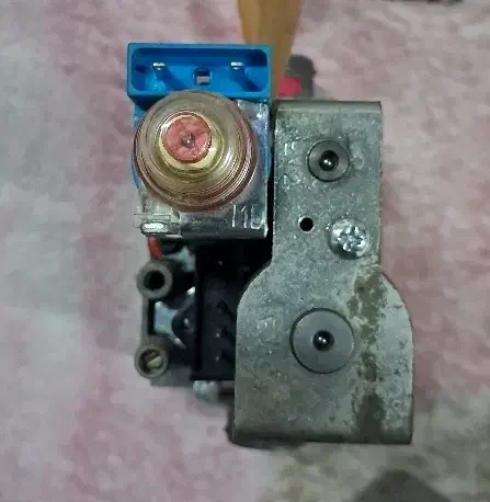 برد پکیج دیواری ، شیر گاز ، پمپ ویلو|آبگرمکن، پکیج، شوفاژ|رشت, منظریه|دیوار