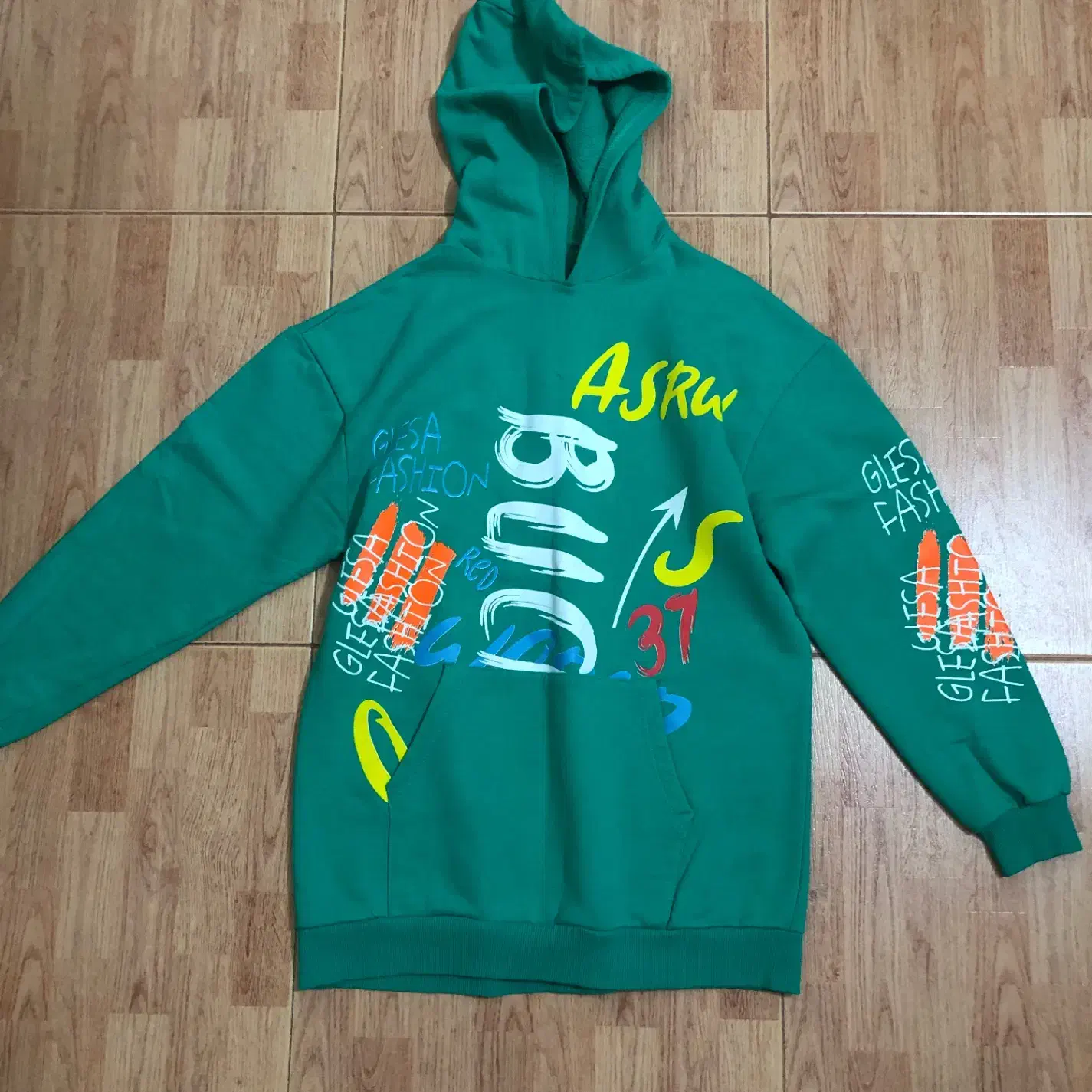 هودی|لباس|بجنورد, |دیوار