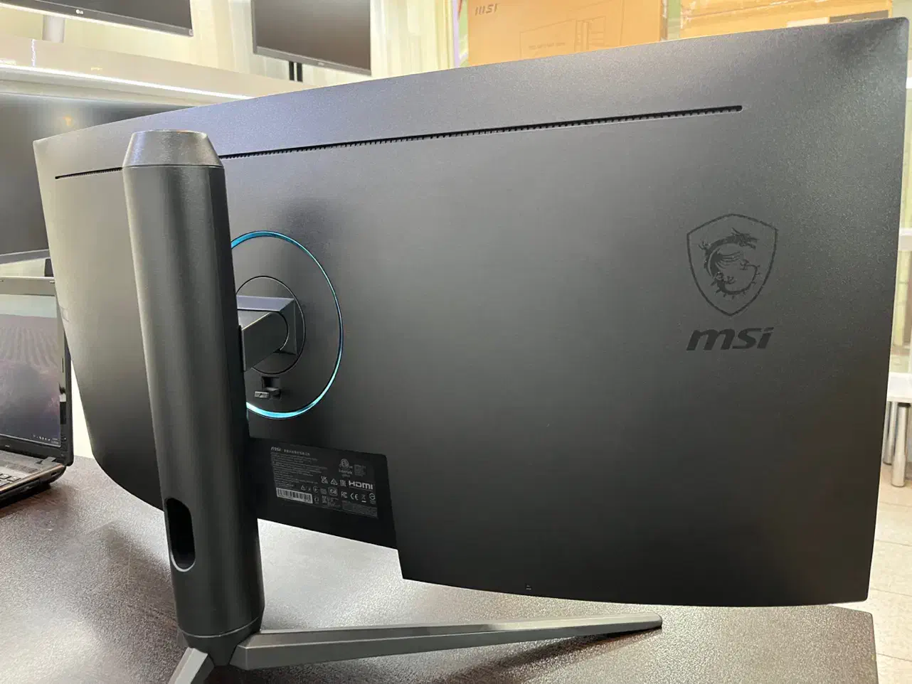 مانیتور ۳۴ اینچ در حد اکبند MSI|قطعات و لوازم جانبی رایانه|تبریز, |دیوار