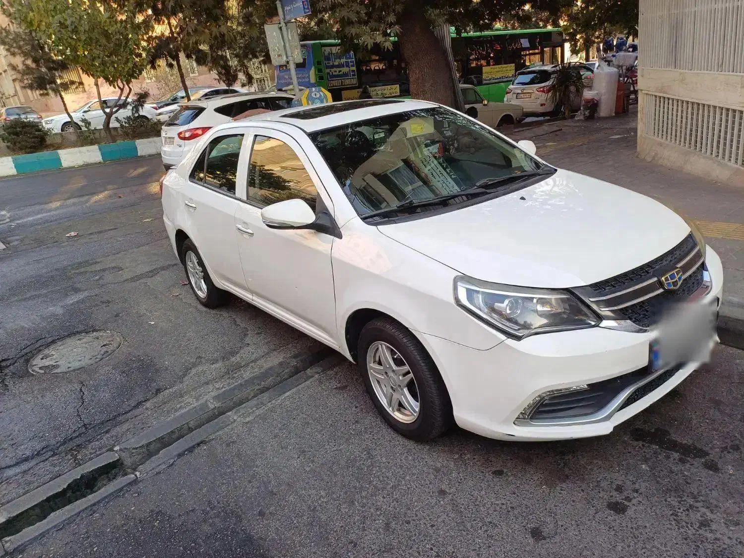 جیلی اکسلنت کم کار تضمینی ۹۸|خودرو سواری و وانت|تهران, ستارخان|دیوار