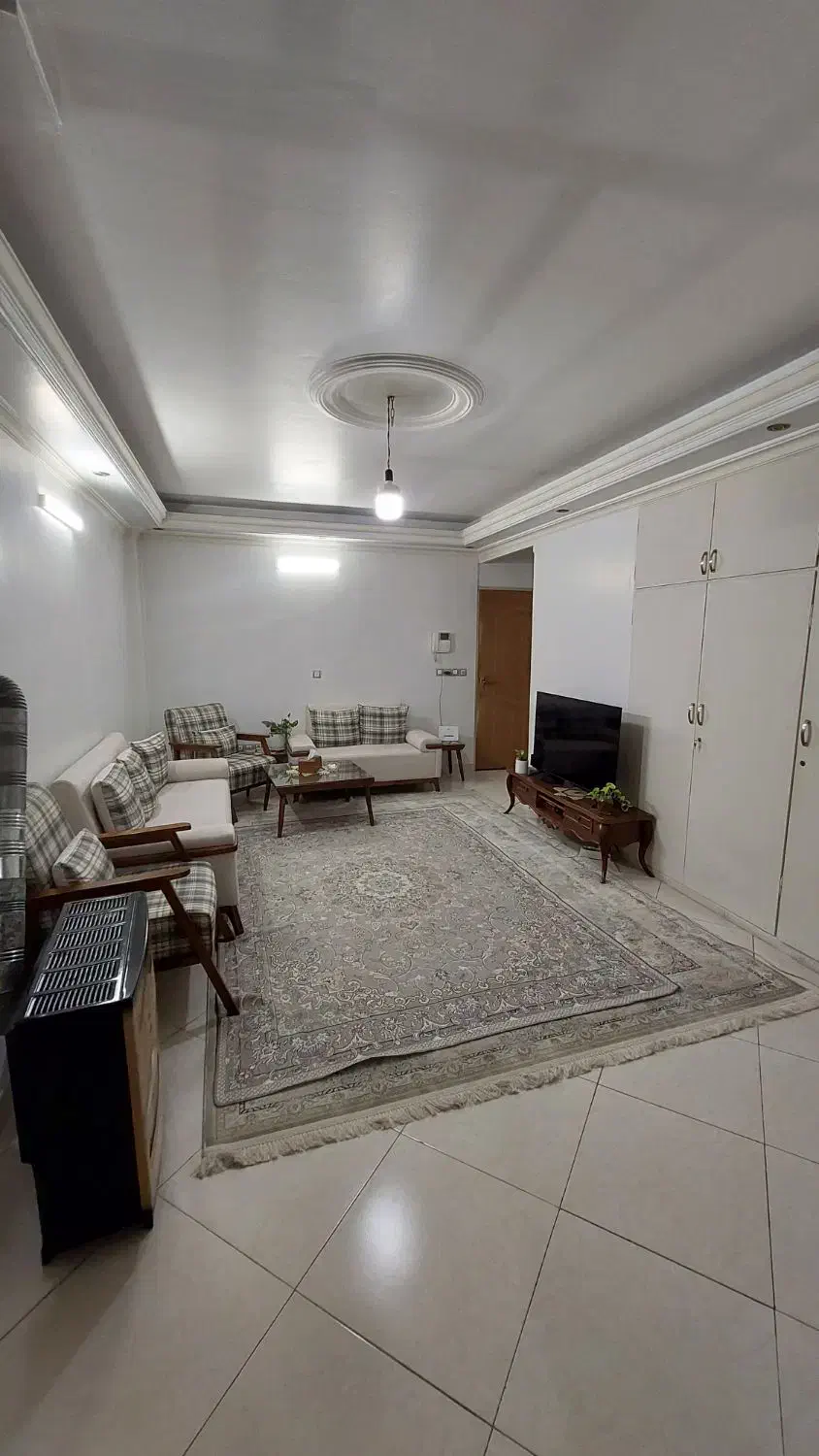 رهن ۴۷ متری - خیابان هفده شهریور