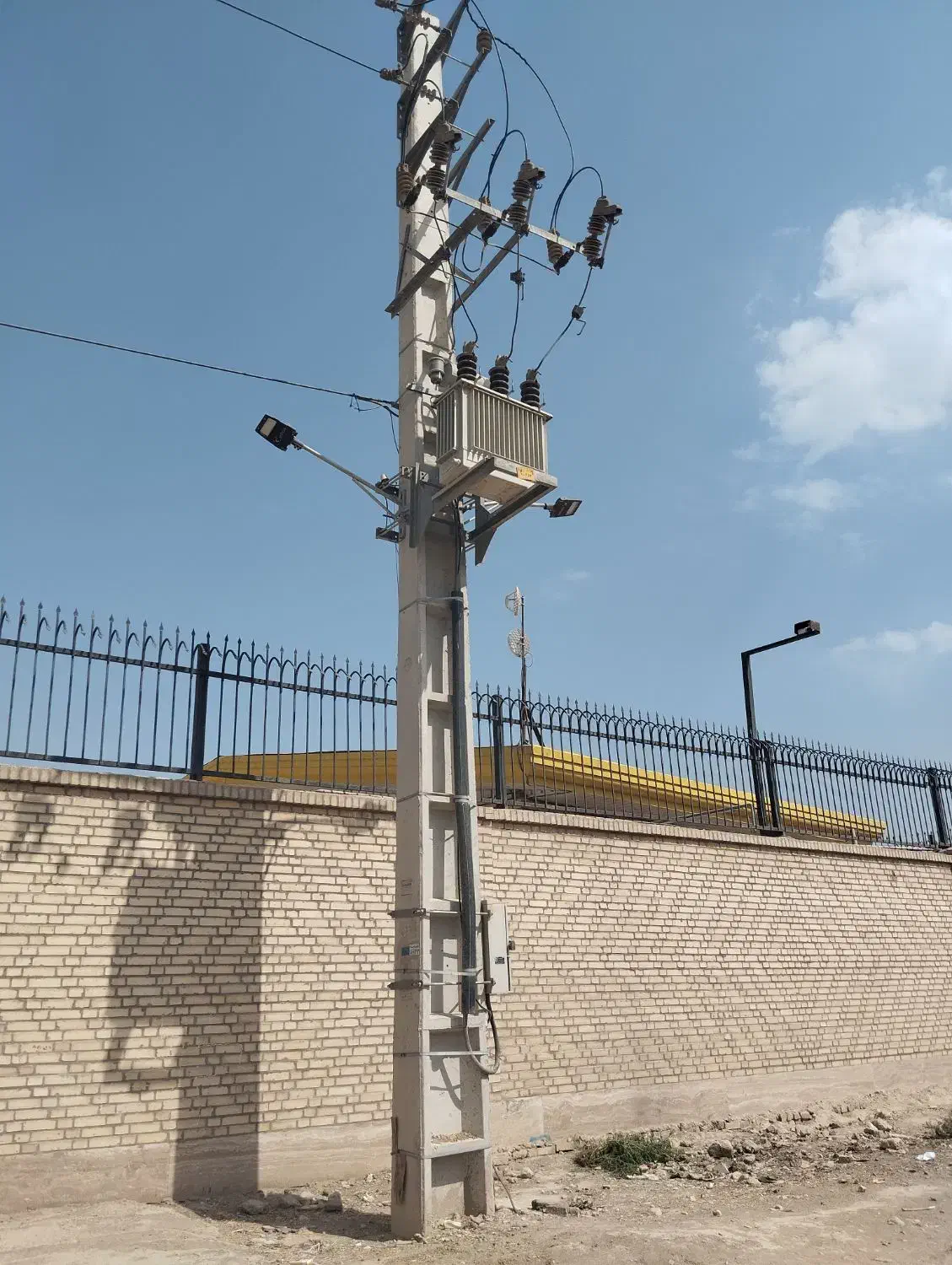 450چهاردیواری مجوزسالن باانشعابات خط تلفن شورآباد|فروش دفتر صنعتی، کشاورزی، تجاری|کهریزک, |دیوار