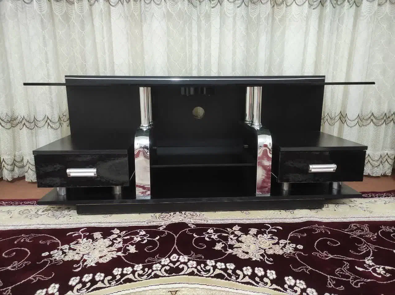 شیشه ای|میز تلویزیون|محمدشهر, جعفرآباد|دیوار