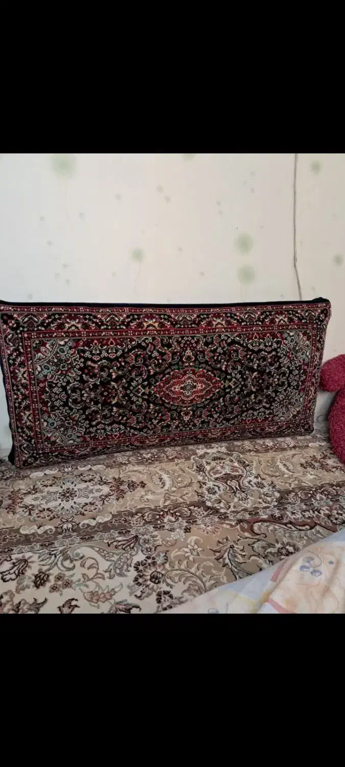 پشتی|پشتی|مشهد, کوه سنگی|دیوار