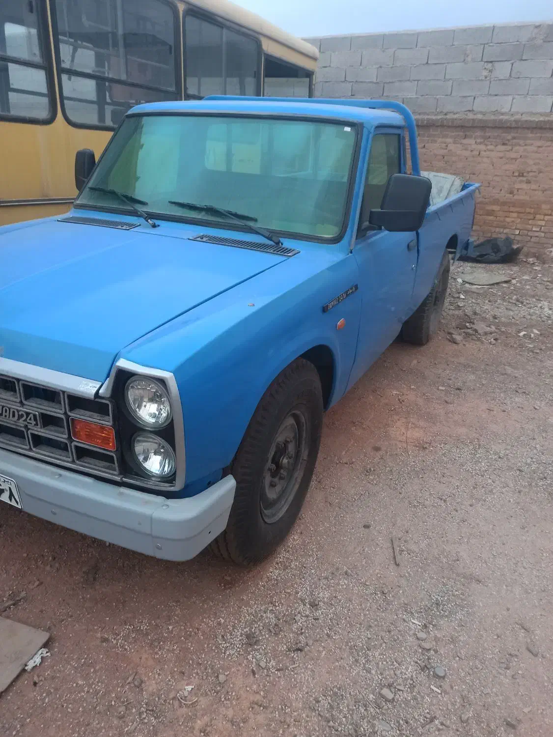 نیسان کمپرسی 98|خودرو سواری و وانت|چهارباغ, |دیوار