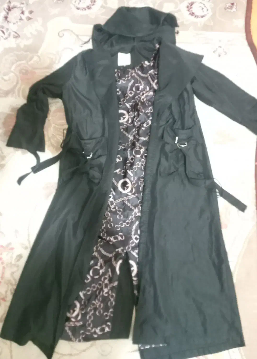 پالتو زنانه|لباس|تربتحیدریه, سرمحله|دیوار