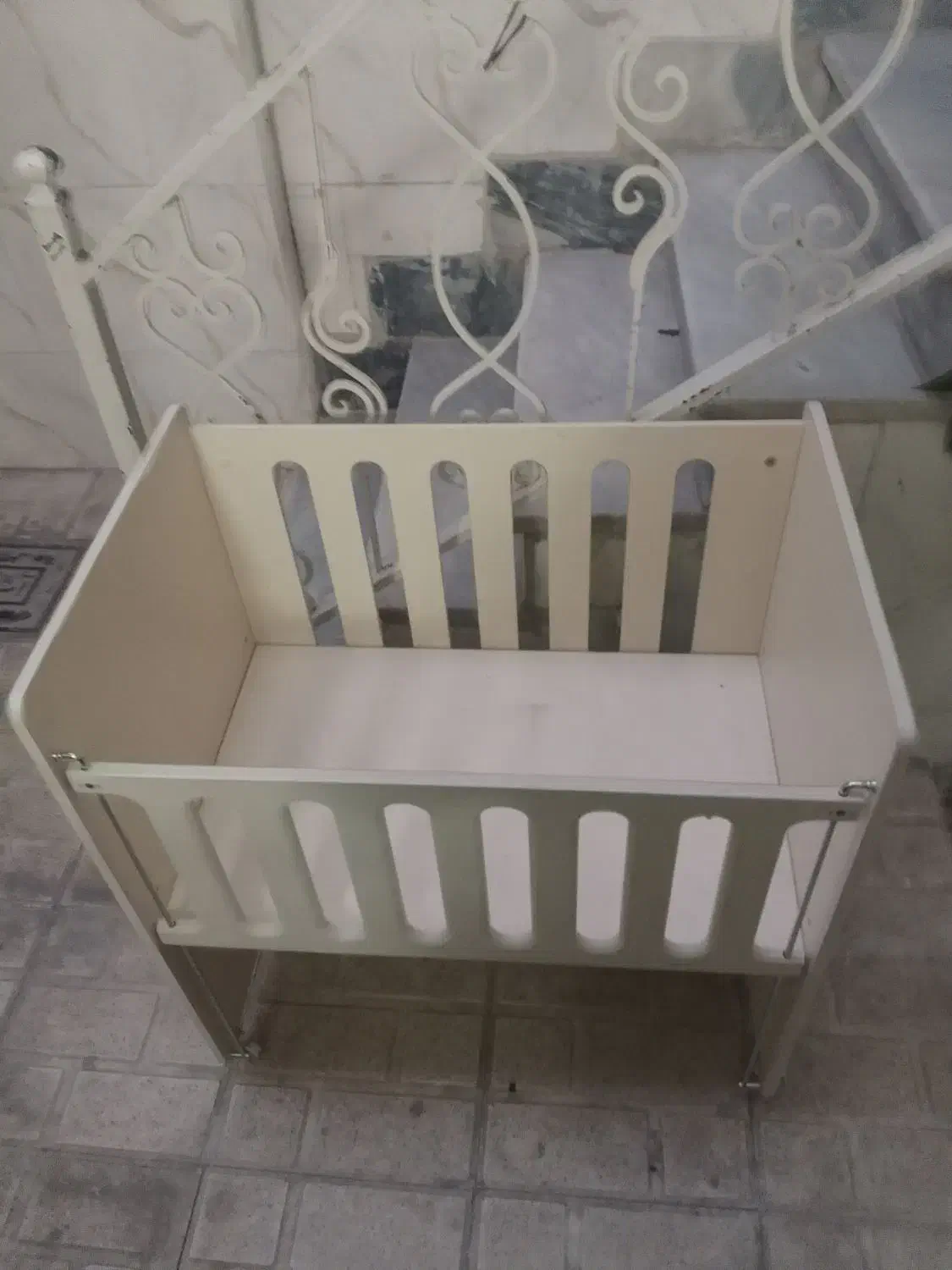 تخت نوزادی|تخت و صندلی بچه|تهران, شمیران‌نو|دیوار