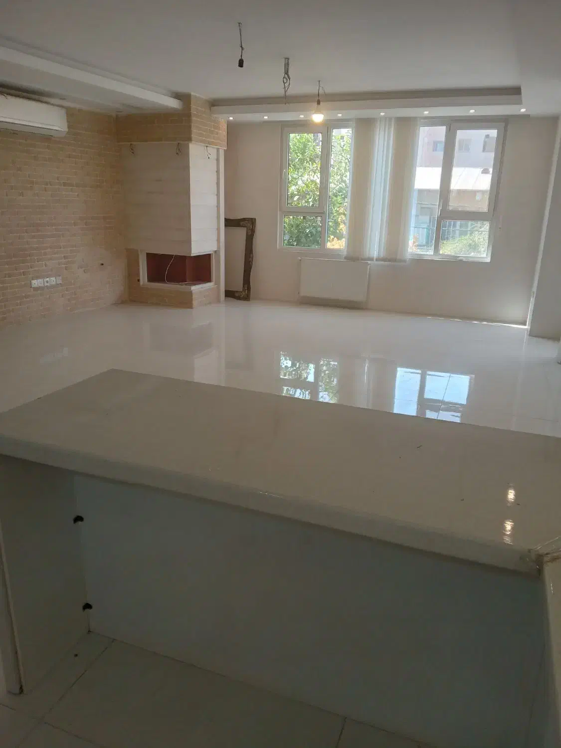 سه خوابه ۱۸۵ متری|اجارهٔ آپارتمان|شیراز, باغ تخت|دیوار