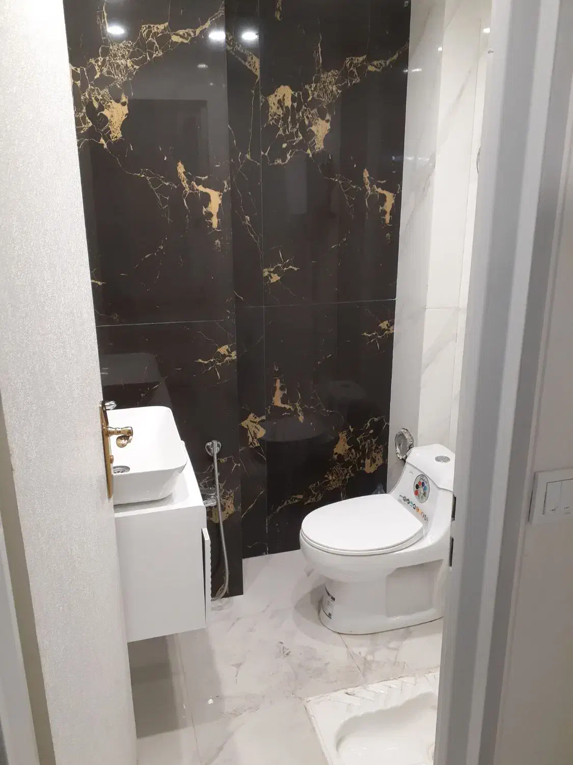 اپارتمان ۱۰۰ متر مهرابادجنوبی