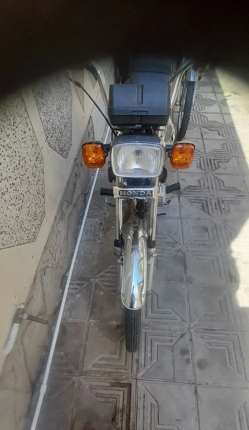 یک عدد موتور سیکلت مدل ۹۰|موتورسیکلت|بم, |دیوار