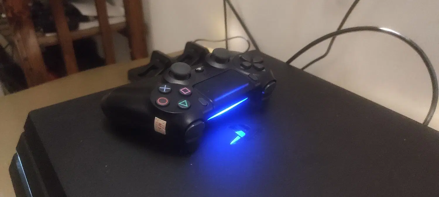 ps4 pro 1ترا|کنسول، بازی ویدئویی و آنلاین|چالوس, |دیوار