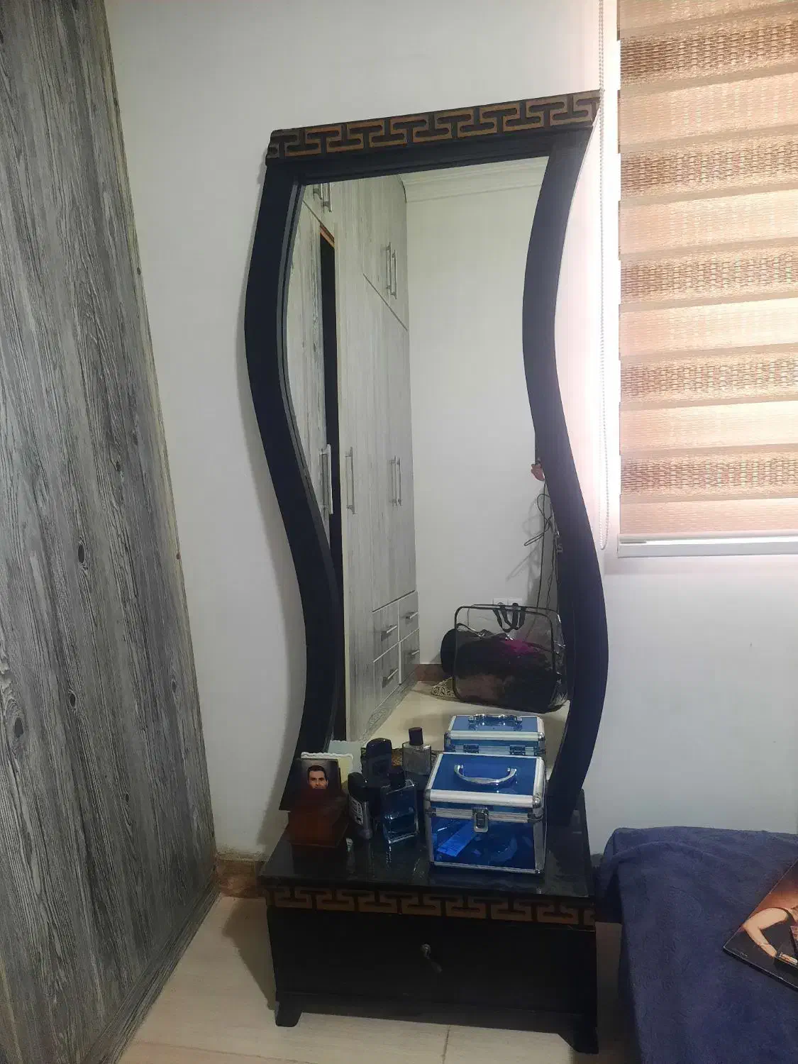 سرویس خواب|تخت و سرویس خواب|رشت, فلسطین|دیوار