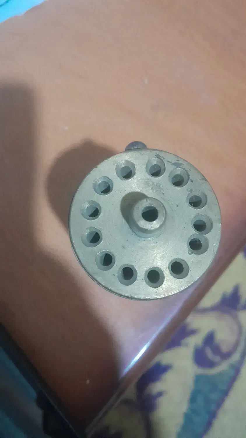 فواره گلدانی برنجی عتیقه|کلکسیون اشیاء عتیقه|شیراز, گلکوب|دیوار