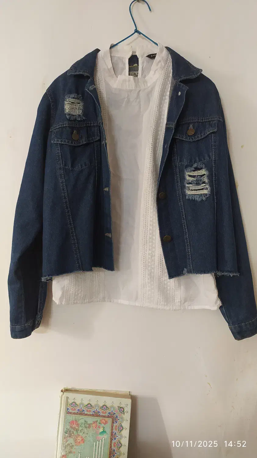 کت ولی و تاپ سفید باهم ۴۰۰تومن|لباس|لاهیجان, بازکیاگوراب|دیوار