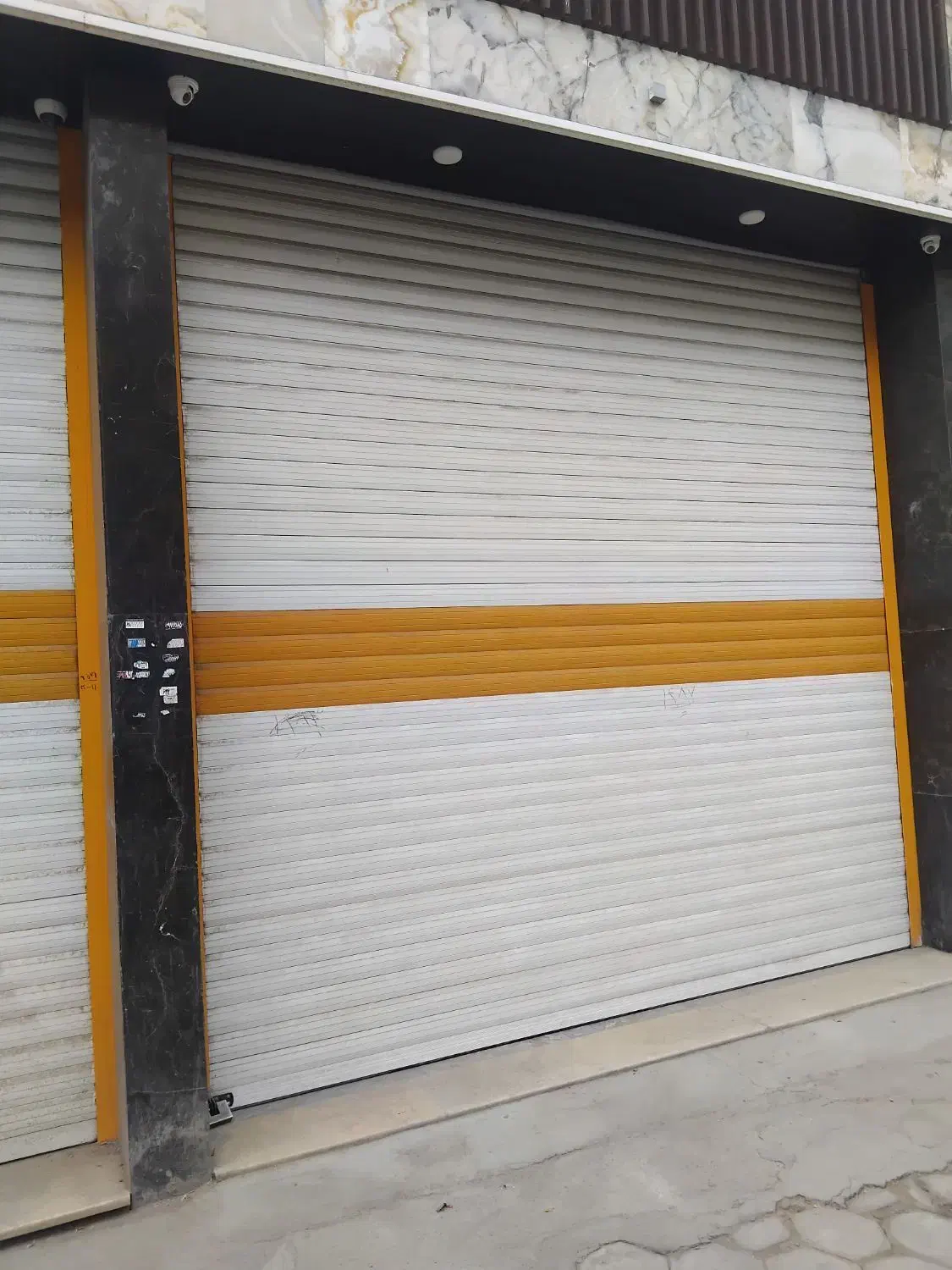 تجاری اتشگاه روبه روی بوستان شفق|فروش مغازه و غرفه|اصفهان, کارلادان|دیوار