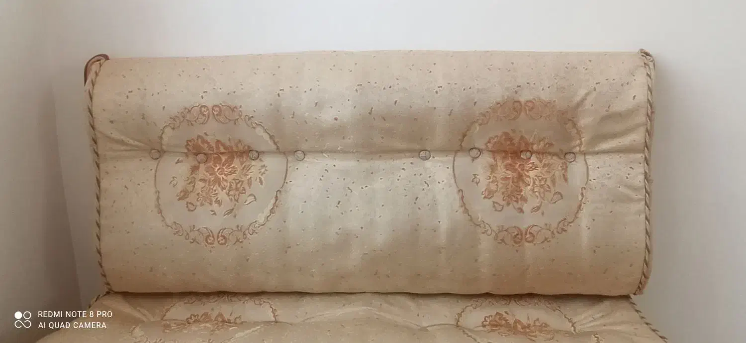 پشتی|پشتی|اسلام‌‌آباد غرب, |دیوار