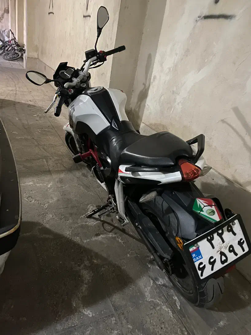 بنلی ۲۵۰تک سیلندر|موتورسیکلت|قرچک, میرزائی جنوبی|دیوار