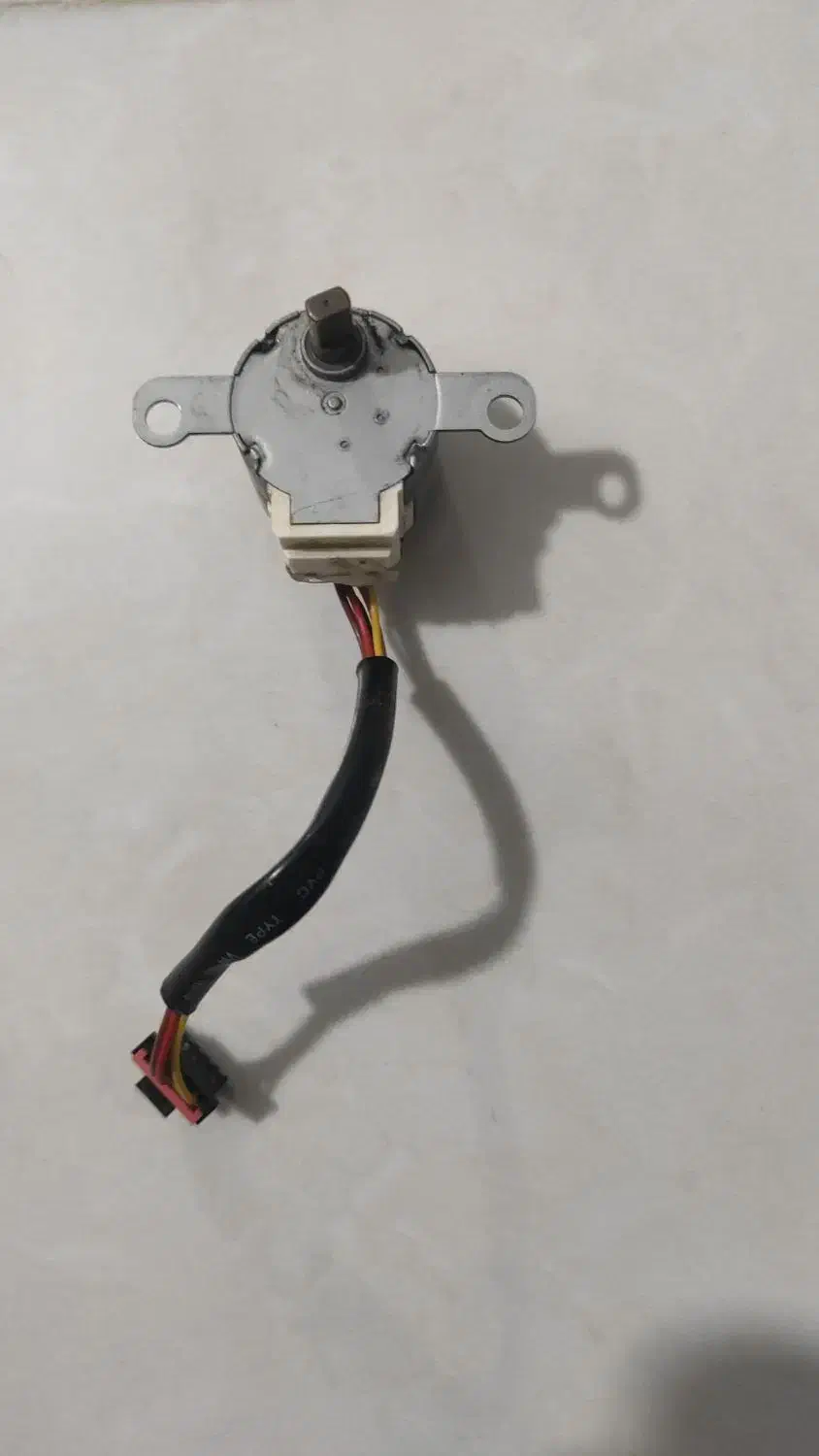 موتور سویینگ دمپر کولر گازی|کولر گازی و فنکوئل|قزوین, |دیوار