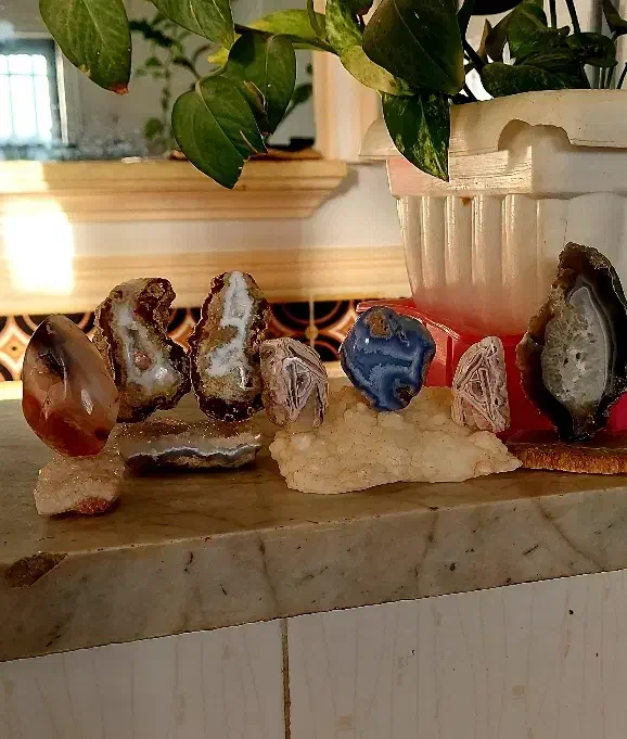 سنگ زینتی  و کلکسیونی خاص   نگین   باباقوری|کلکسیون و سرگرمی|شیراز, حافظیه|دیوار