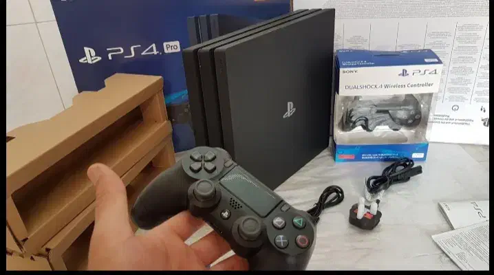 PS4 PRO 4k HDRدودسته فقط ازکارتن بازشدلازرورقی*|کنسول، بازی ویدئویی و آنلاین|تهران, تهرانسر غربی|دیوار