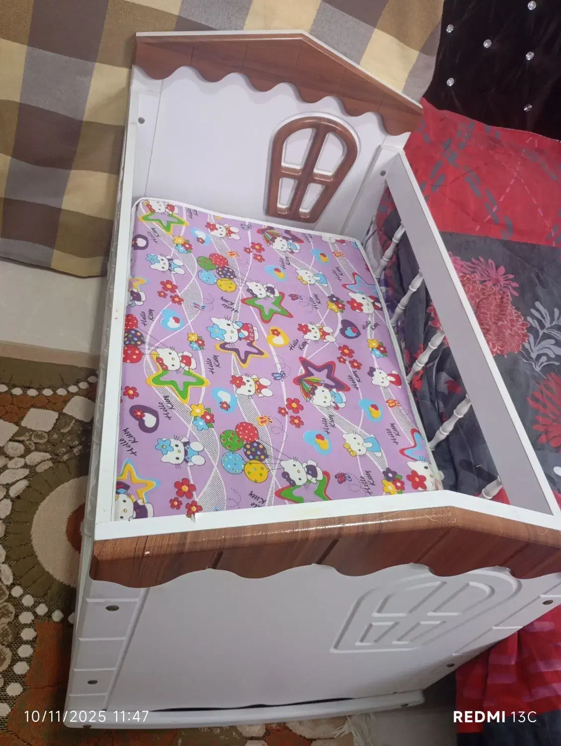 تخت کنار مادر|تخت و صندلی بچه|رشت, دخانیات|دیوار