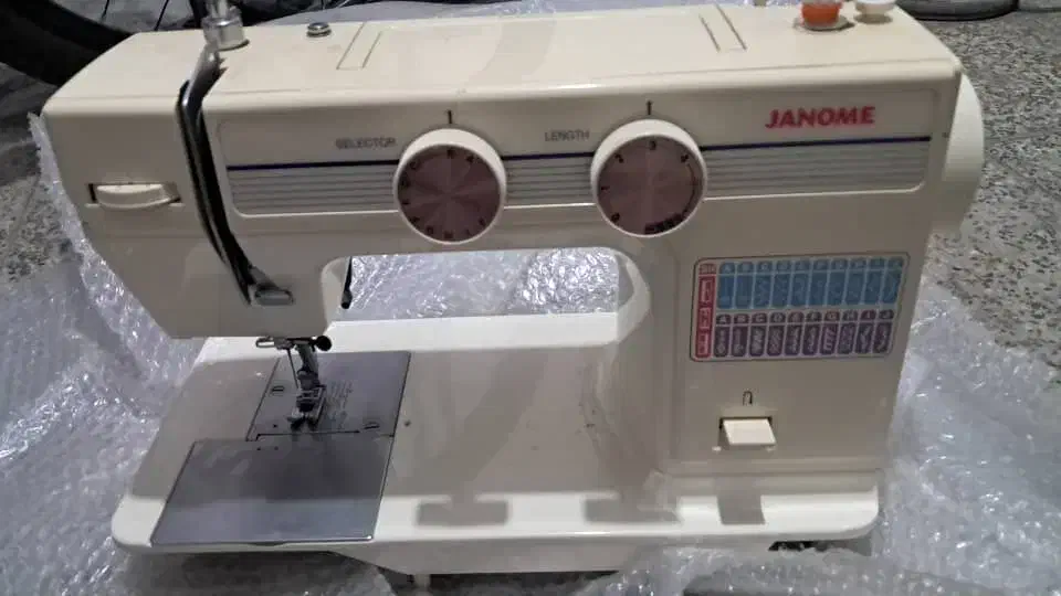 چرخ خیاطی و سردوز|چرخ خیاطی و ریسندگی|ارومیه, |دیوار