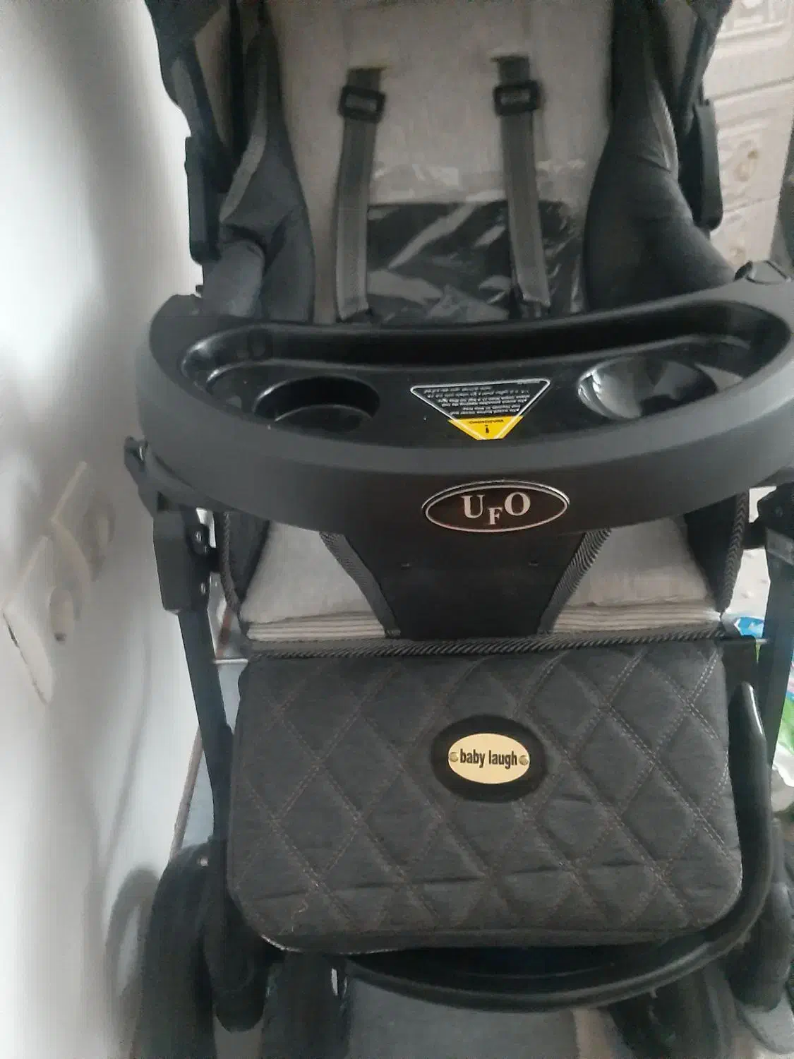 کالسکه و کریر|کالسکه و لوازم جانبی|فولادشهر, فولادشهر|دیوار