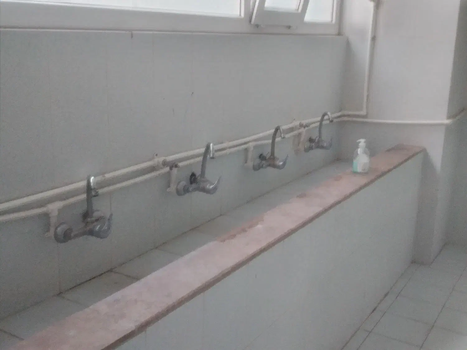 نصب و تعمیرات شیرآلات وآبگرمکن آب تصفیه لوله کشی|خدمات پیشه و مهارت|فردیس, فردیس|دیوار