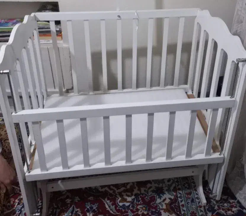 تخت کنار مادر|تخت و صندلی بچه|قشم, |دیوار