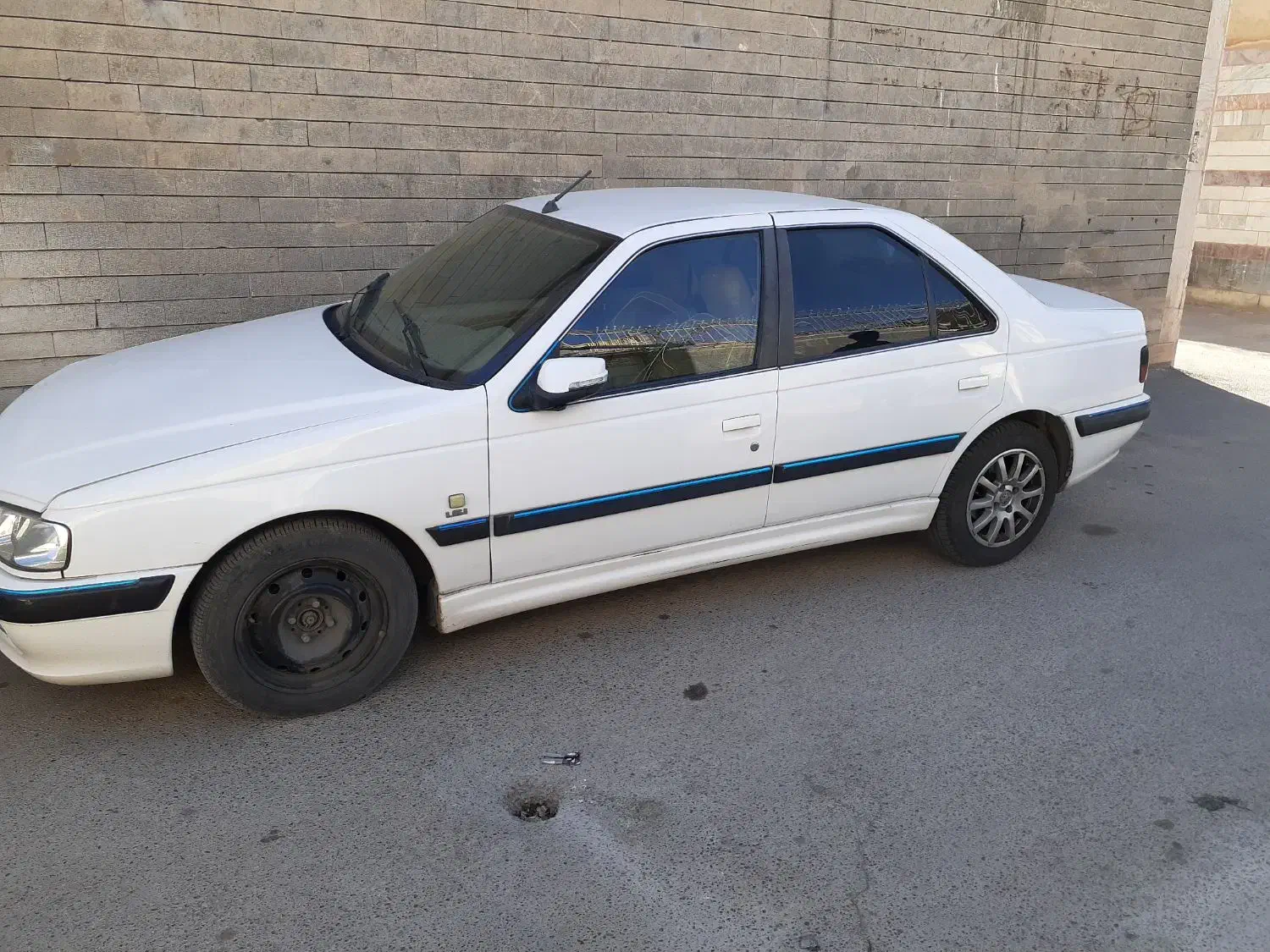 فروش|خودرو سواری و وانت|خمینی‌شهر, |دیوار