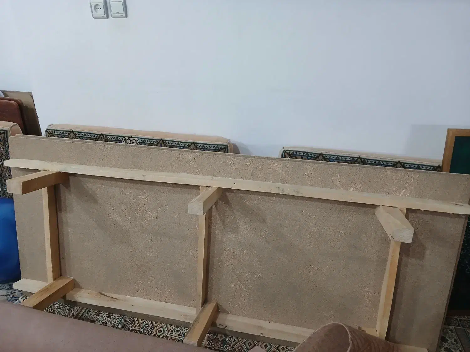 دو عدد چوب زیر تختی|تخت و سرویس خواب|قم, زنبیل آباد|دیوار